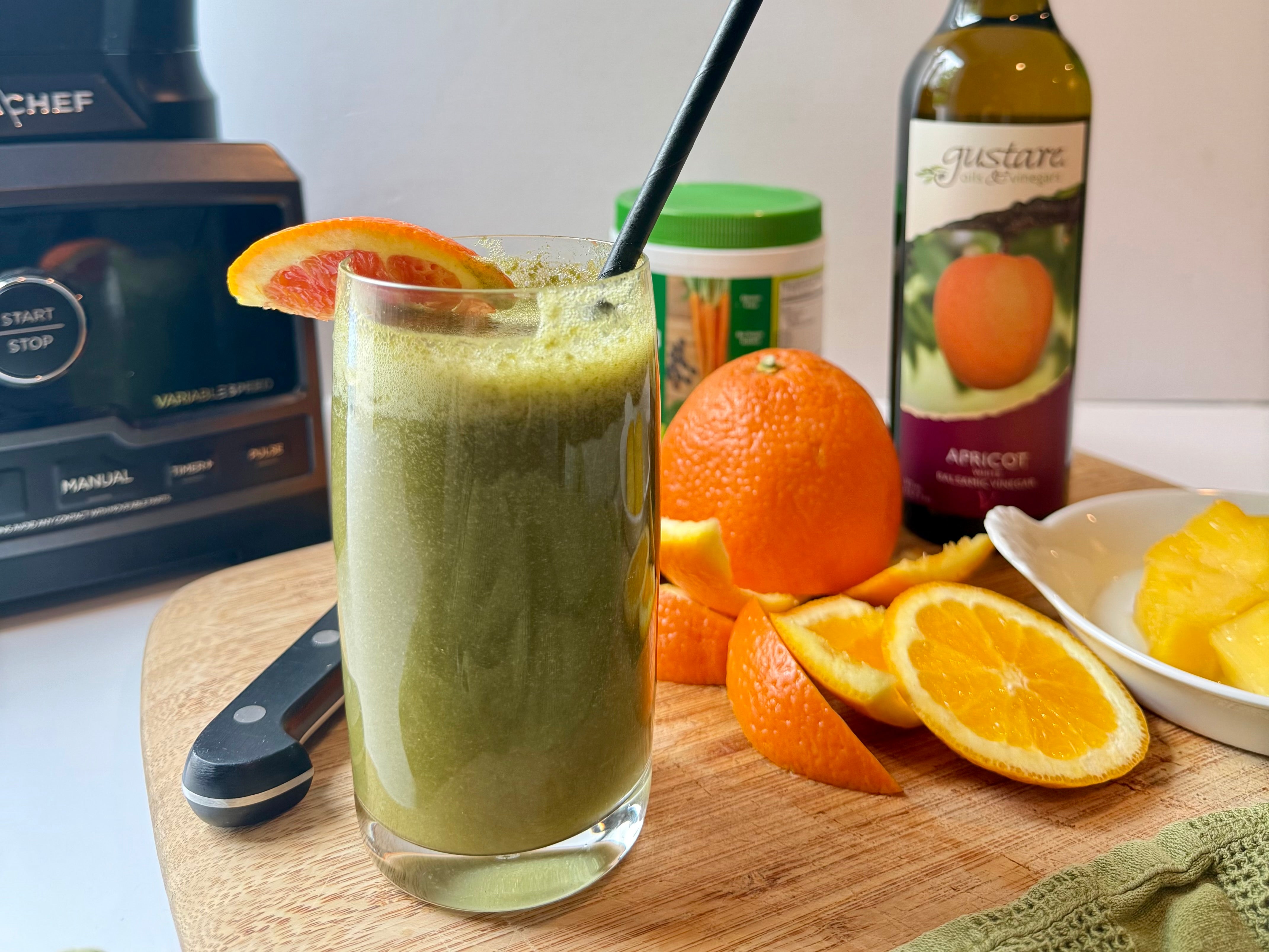 Green Smoothie Recipe for Good Mornings | Gustare Gourmet