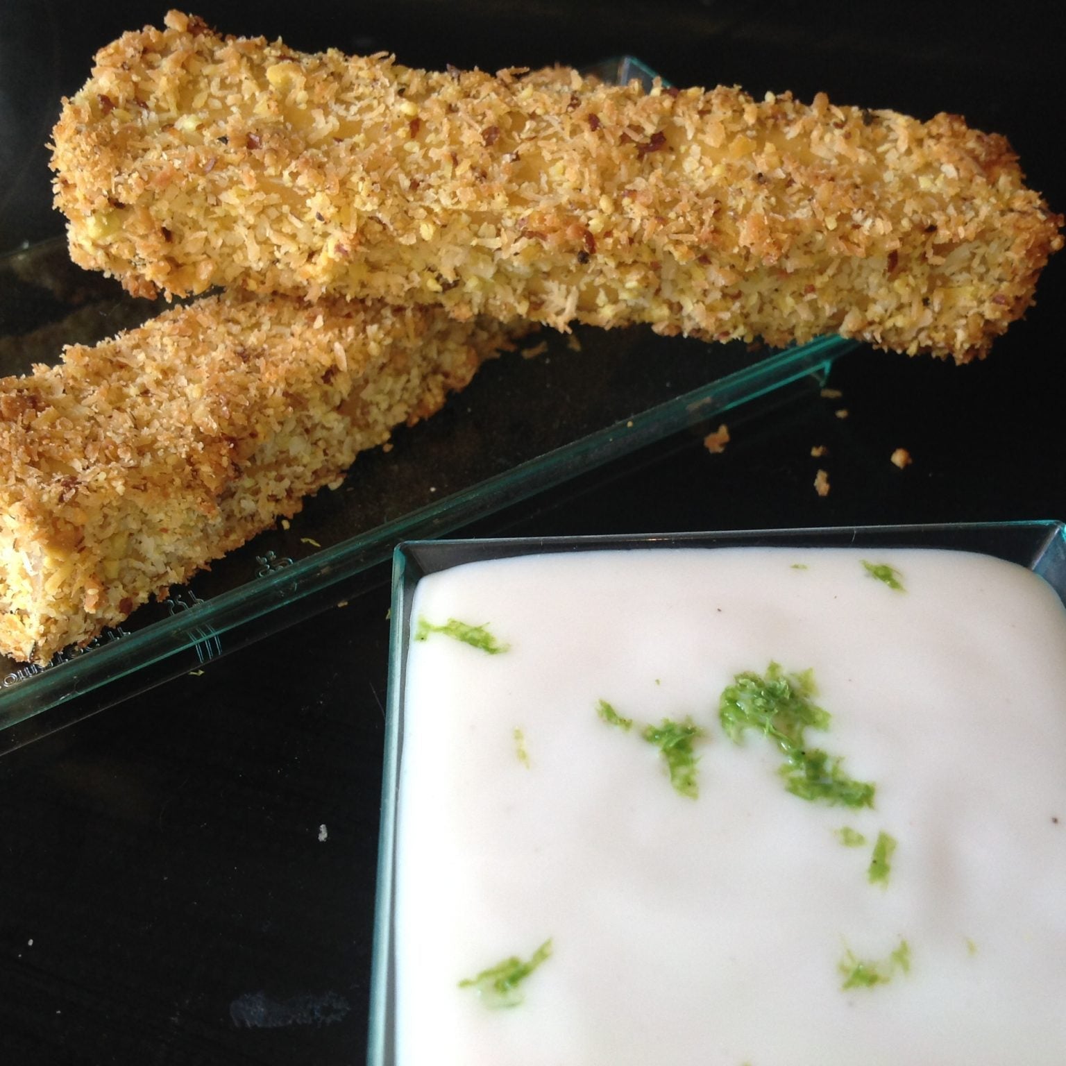 Creamy Yogurt-Lime Dipping Sauce