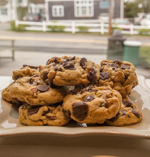 Dark chocolate chip pecan cookies recipe made with Gustare Gourmet extra virgin olive oil